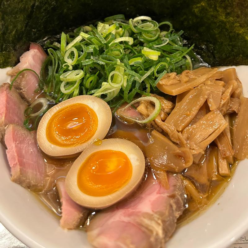 中華そば全部のせ(中華そば かなで)