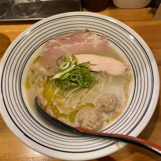 季節限定芳香鶏白湯ラーメン(自家製麺 竜葵)