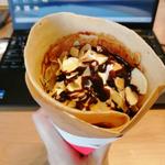 アーモンドチョコ生クリーム(PaPa CREPE)