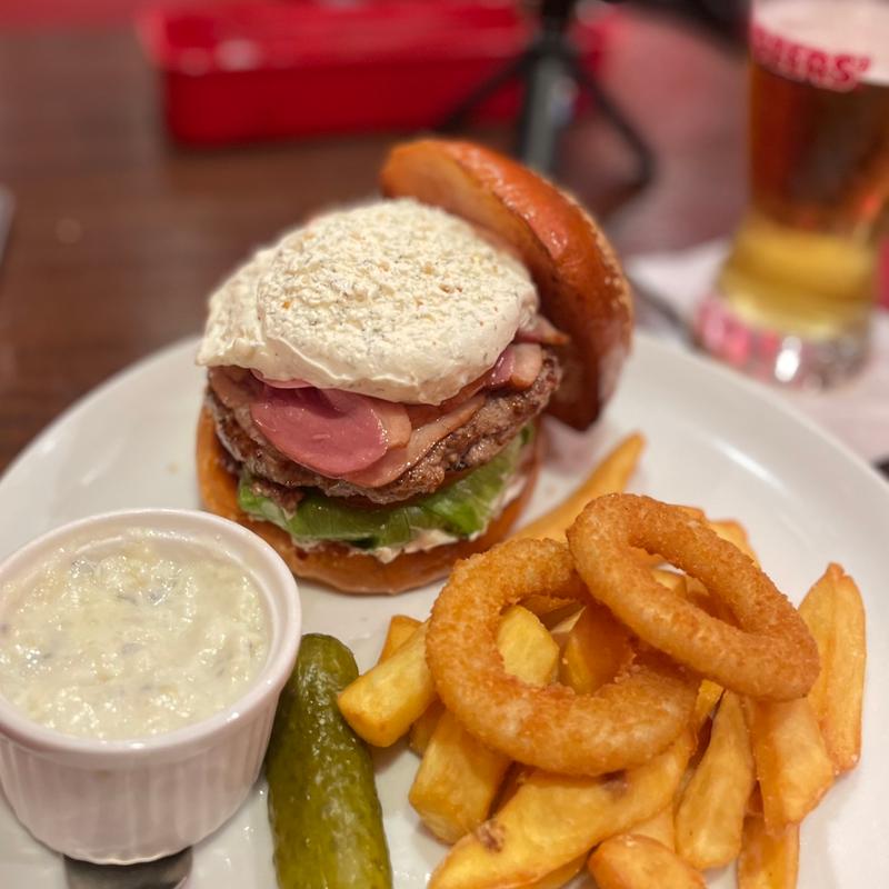 サワークリームオニオンwithスモークダックバーガー(ブラザーズ 人形町本店 （BROZERS'）)