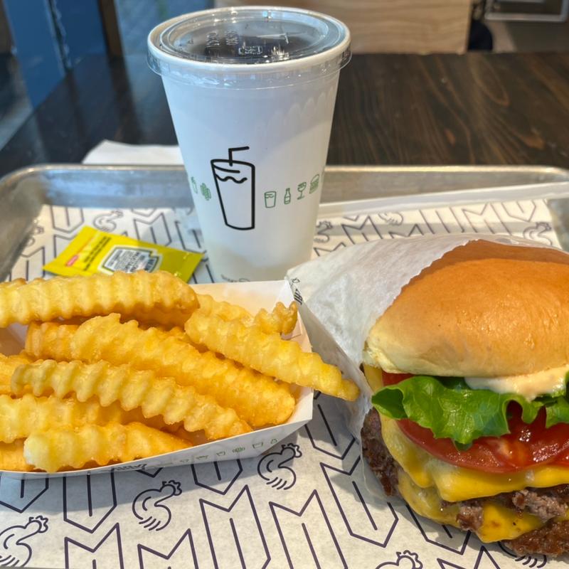 (シェイクシャック 六本木)