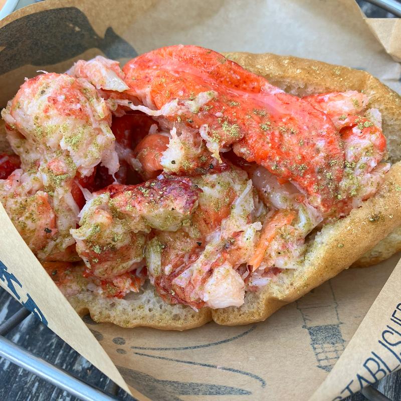 LOBSTER ROLL(LUKE'S LOBSTER 表参道キャットストリート店)