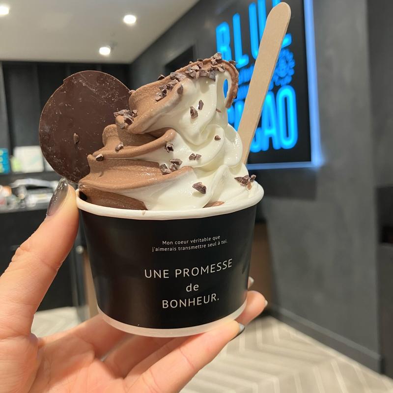 ミルクとカカオMIXソフト(BLUE CACAO)