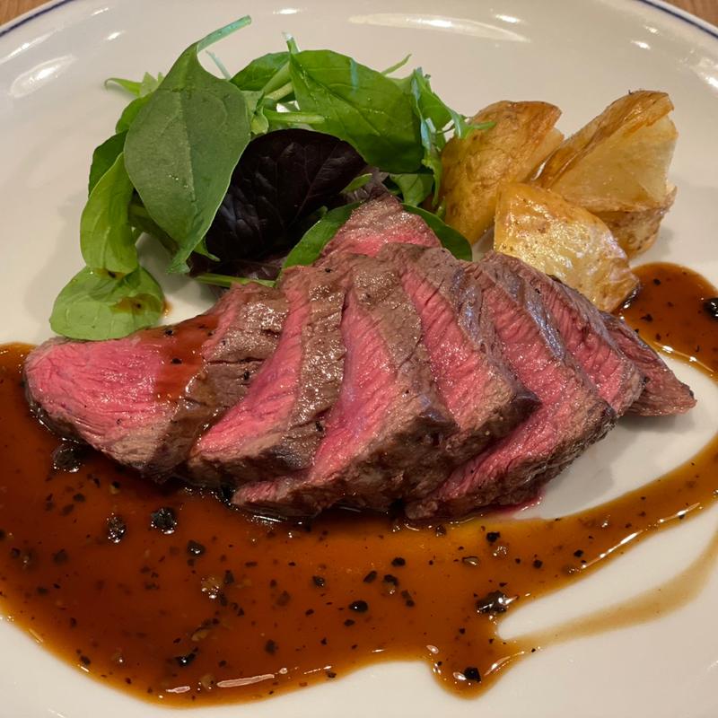 九州産黒毛和牛ランイチ肉のステーキランチ(Le Bar a Vin52 AZABU TOKYO ビナガーデンズ海老名店)