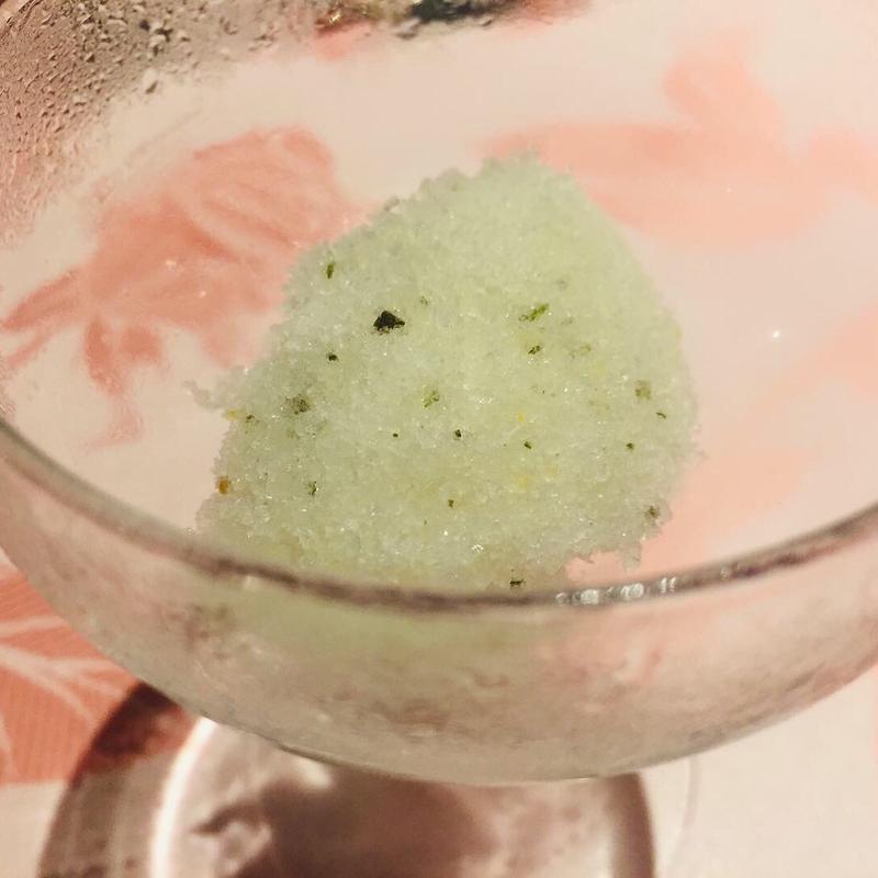 日向夏とミントのソルべ(西洋料理とワインの店 巴里市場 （パリイチバ）)