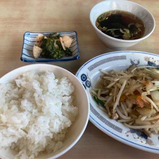 野菜炒め定食(萬来軒 )