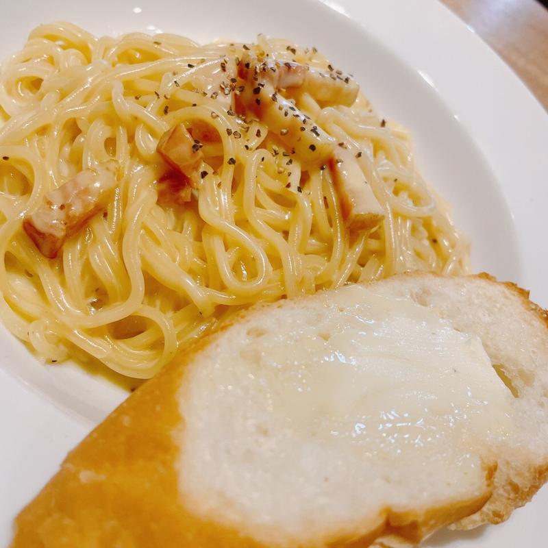 カルボナーラ（ドリンクセット）(cafe de Pavot)