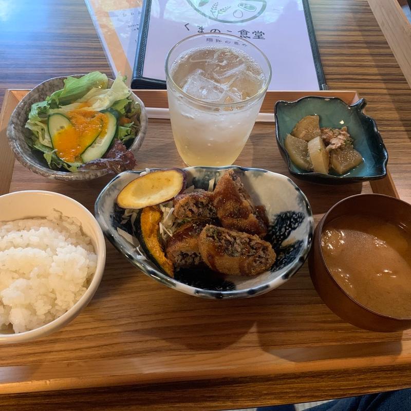 猪肉と鹿肉のジビエメンチカツ(くまのこ食堂)