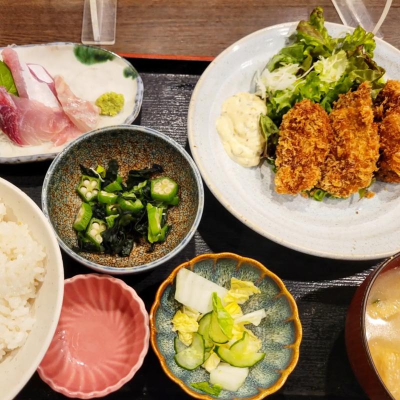 カキフライ定食(おかってや 市ヶ谷店)