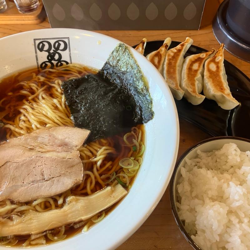 醤油ラーメン大盛り+餃子半ライスセット(ラーメンのしめ )