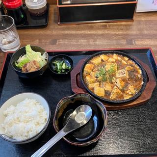 四川麻婆豆腐・ラーメン定食(中華食采つまもと )