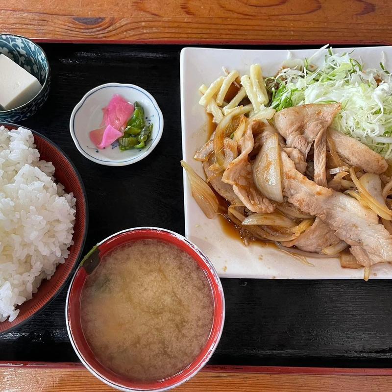 豚バラ生姜焼定食(スーパーkitchenかさや)