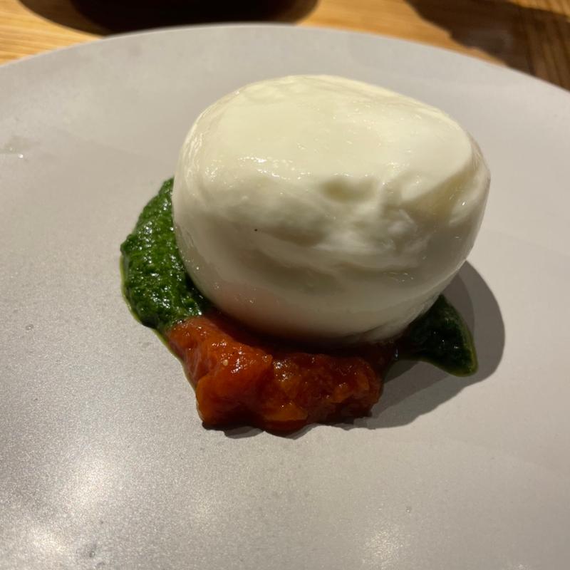 世界一トマトとブラータチーズ(WE ARE THE FARM 豊洲)