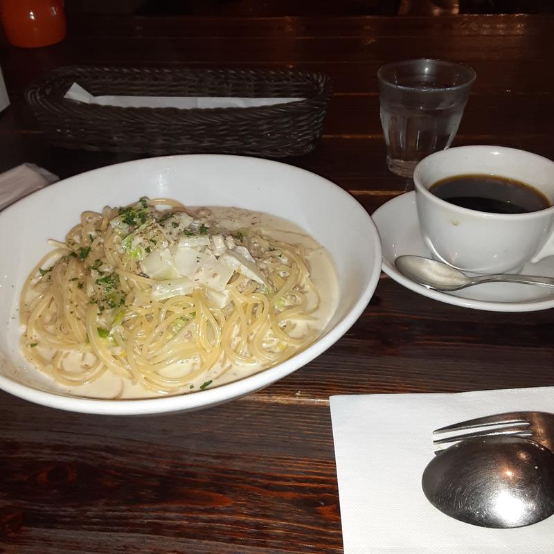 ﾎﾟﾙﾁｰﾆと豚挽肉と白菜のｸﾘｰﾑﾊﾟｽﾀ(ズッカ)