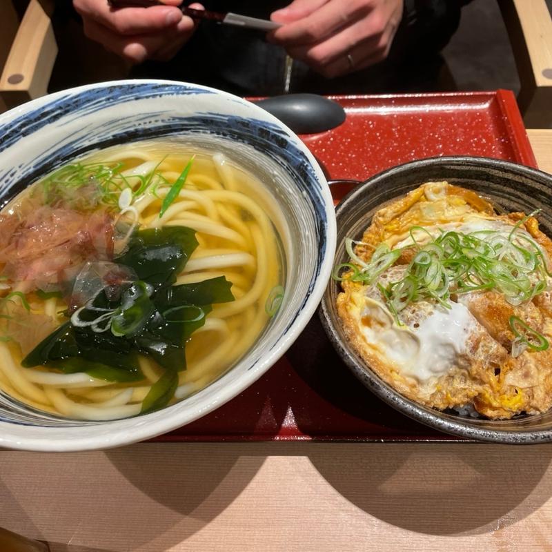 カツ丼定食(実演 手打ちうどん さぬき)