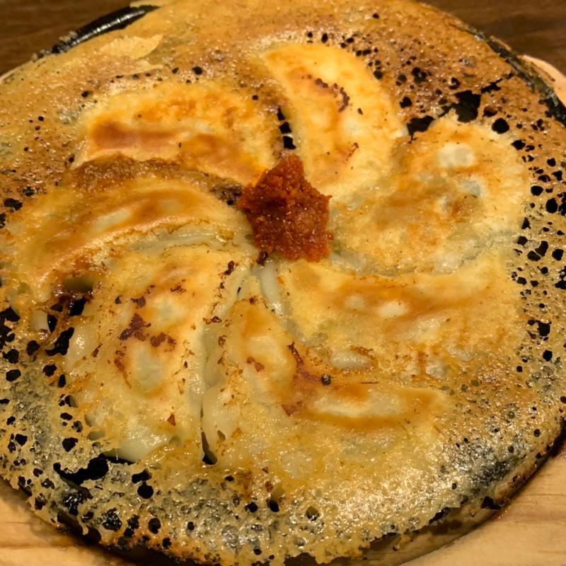 黒豚ギョウザ(焼鳥 備長吉兆や 天神親富孝通り本店)