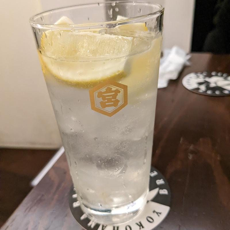 生レモンサワー(ベイブルーイング 関内本店)