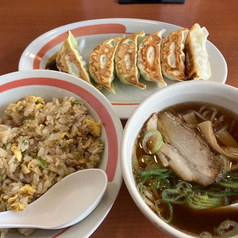 シングル餃子半ラーチャーセット(幸楽苑 日立相田店 )