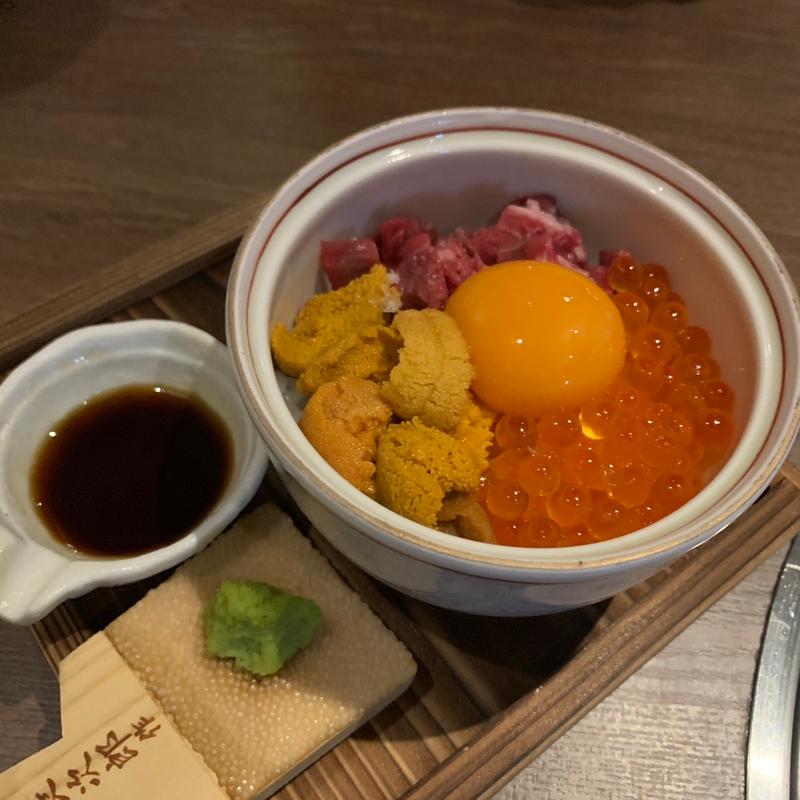 まぼたん飯(肉亭 まぼたん)