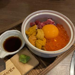 まぼたん飯(肉亭 まぼたん)