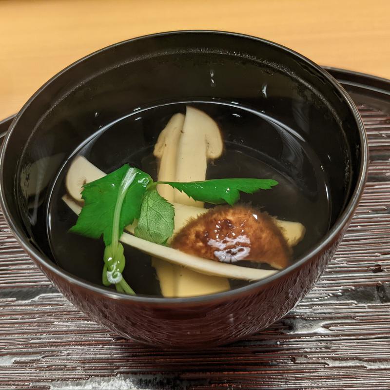松茸のお吸い物(浄土ヶ浜パークホテル )