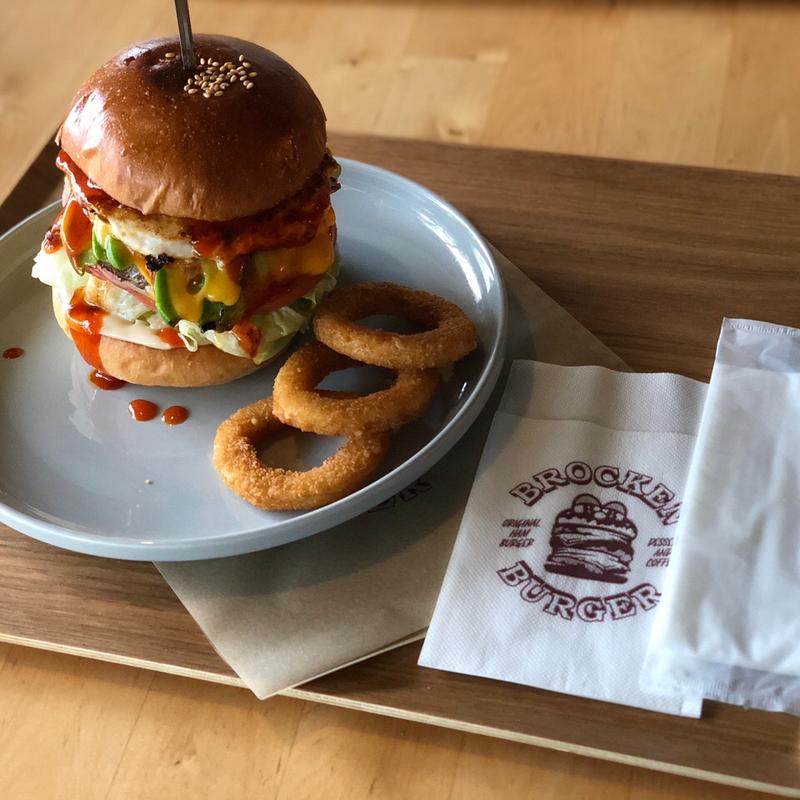ブロッケンバーガー　Aセット(ソース:BBQ→レッドチリソース変更)(ブロッケン カフェ&フィールド （BROCKEN cafe&field）)