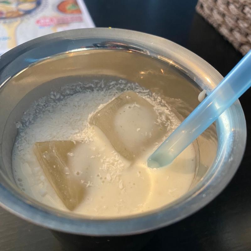 ラッシー(こなきカレー)