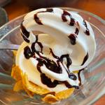 食べ放題　ソフトクリーム
