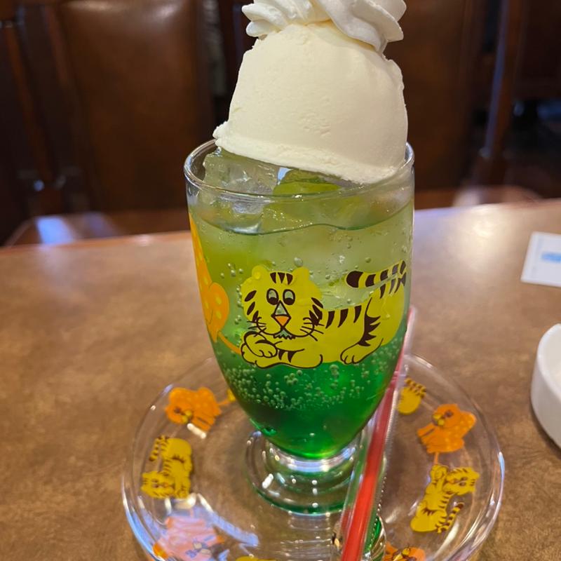 (ブラウン喫茶 デルコッファー（der Koffer）)