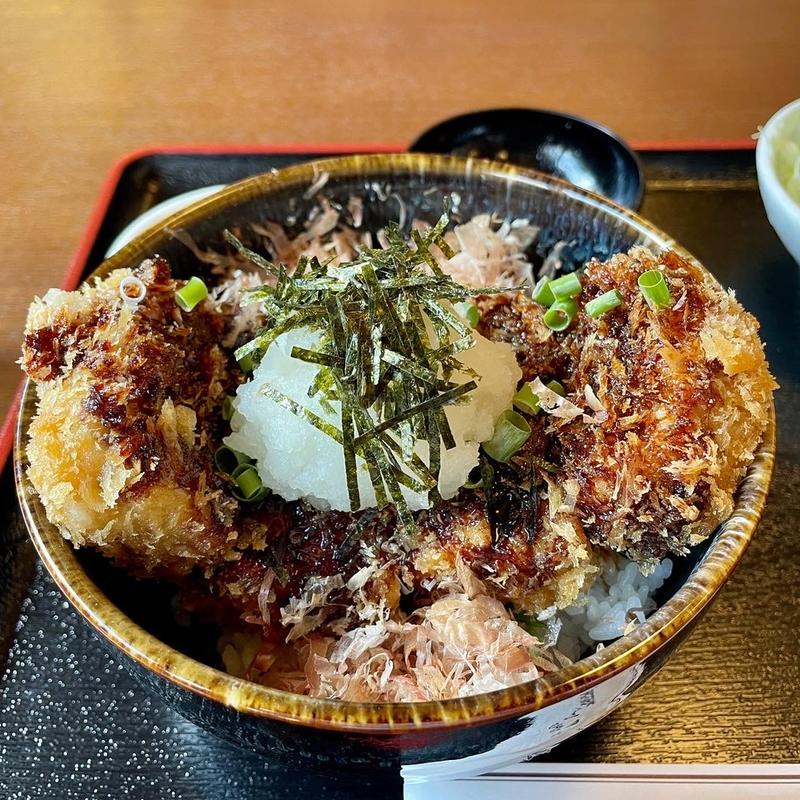 (とんかつ李音)