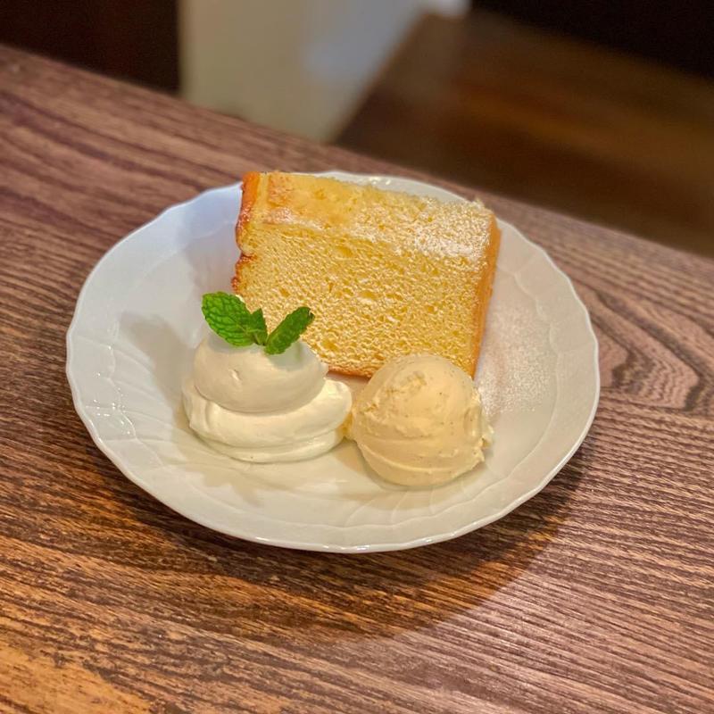 米粉のシフォンケーキ エダムチーズ(CAFE FACON （カフェ ファソン）)