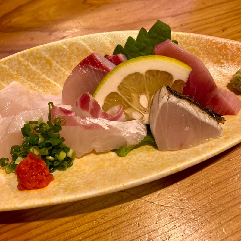 刺身盛り（一人前）(和食 たまの井はん)