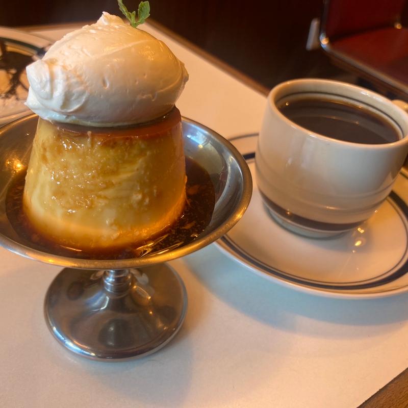 硬めのプリン(Cafe Cheek)