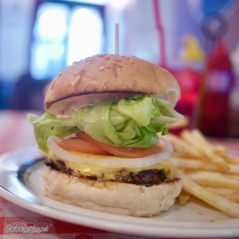 チーズバーガー(Byrd's Pizza & Ribs)