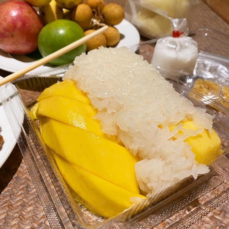 マンゴースティッキーライス(サラデーン駅)