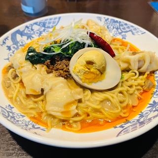 雲呑入り汁無し坦々麺(バーミヤン 北加瀬店)