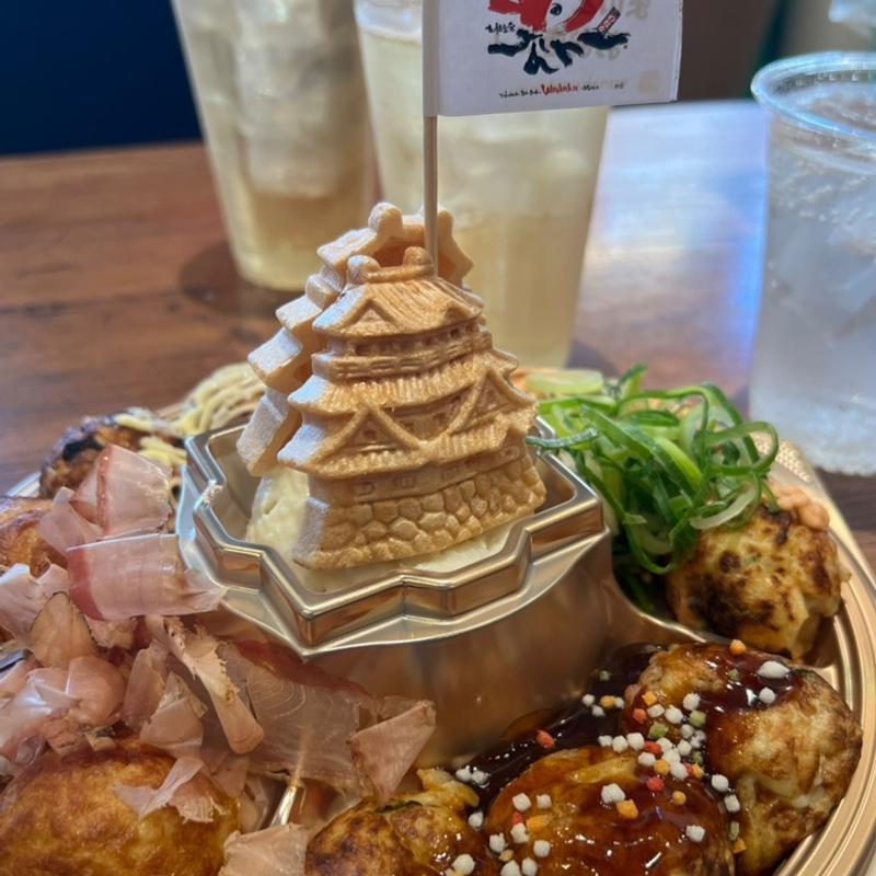 大阪城たこ焼き天守閣盛り(たこ焼道楽 わなか 大阪城公園駅店)
