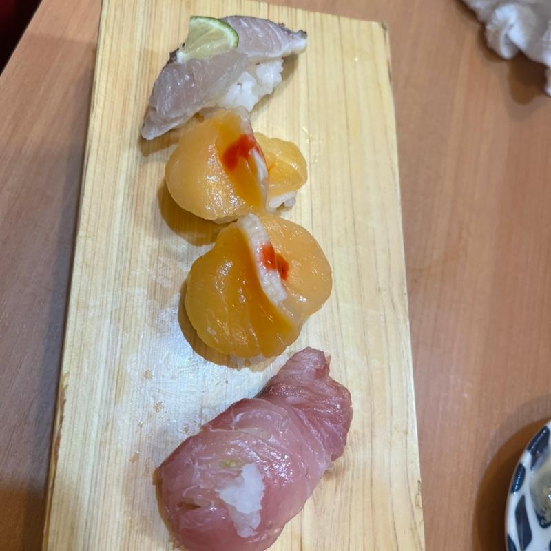 にぎり色々(立ち飲み鮨 謹賀 駅前第3ビル)