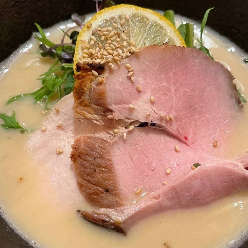 地鶏鶏白湯ラーメン(とさかーな居酒屋宴会喫煙店西明石)