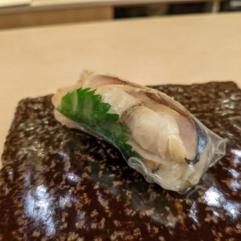 〆サバの生春巻き(変タイ鮨すがひさ)