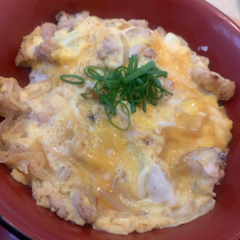 大山鶏の親子丼(親子丼 ごっつ食べなはれ 中目黒店)