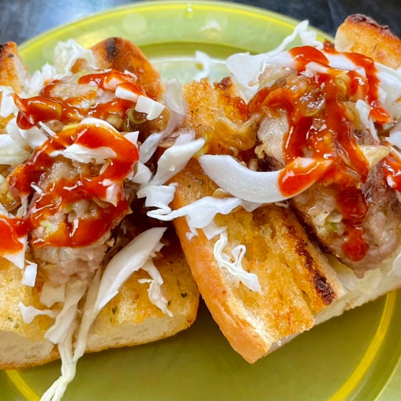 ガーリックトースト（ハンバーグサンド）(ローソン 船橋西習志野一丁目店)