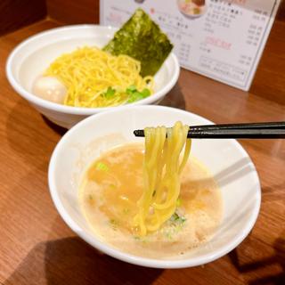 鶏白湯味噌つけ麺(ラーメン トリコ)