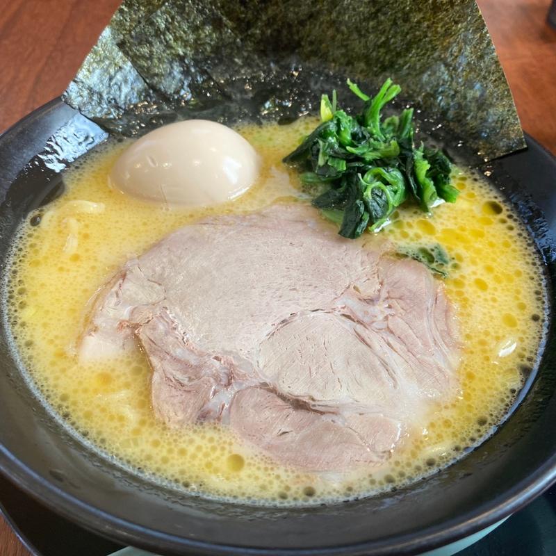 味玉らーめん 醤油(家系ラーメンしゃかりき家 本店)