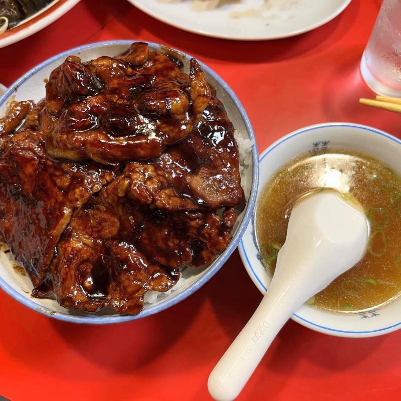 焼肉丼(中華料理 万里)