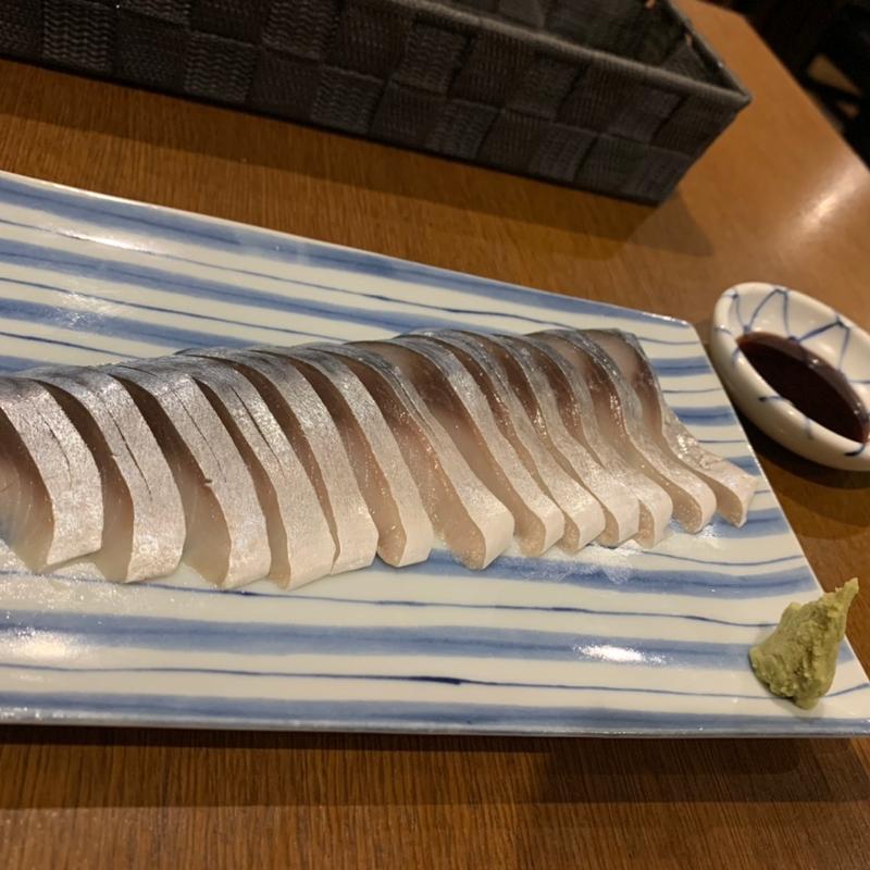 しめ鯖(食堂・酒場 ゴールデン・ゲート)