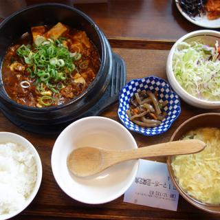 麻婆豆腐定食(天神食堂 ハルキッチン)