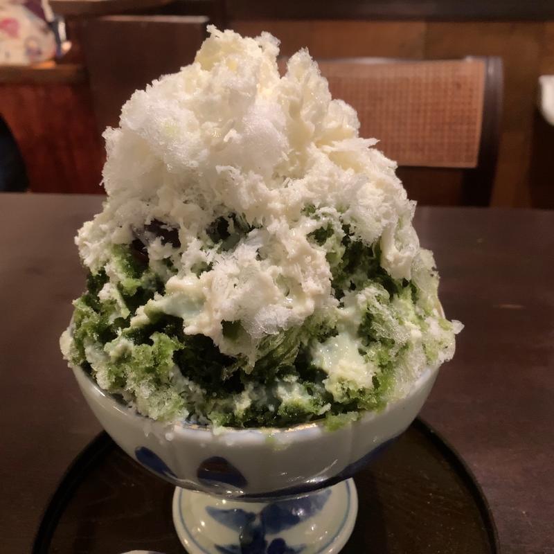 抹茶あずきミルク(茶房 二兎屋 （サボウニトヤ）)