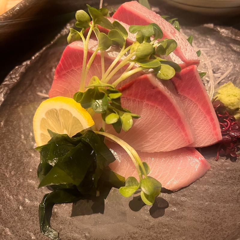 鰤王(おでんと鴨蕎麦居酒屋じんべえ3ビル店)