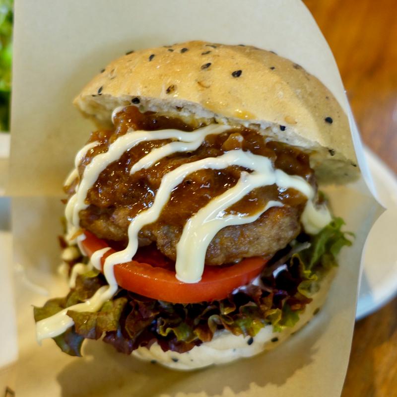 肉バーガー(サイサイカフェ （saisaicafe）)